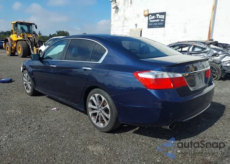 2015 Honda Accord Sport z USA, uszkodzony, nr VIN 1HGCR2F53FA010513